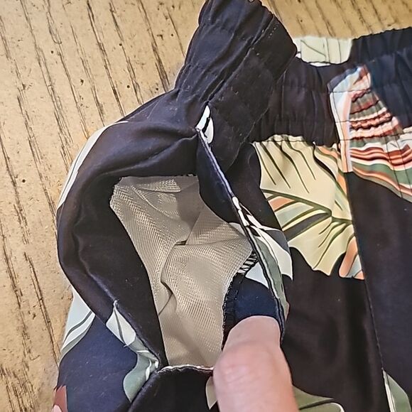 Vans swim trucks Hawaiian size 7 - Picture 4 of 10